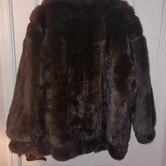 VINTAGE J. Percy for Marvin Richards Faux Fur Coat with ball-ended drawstring - Picture 2 of 4